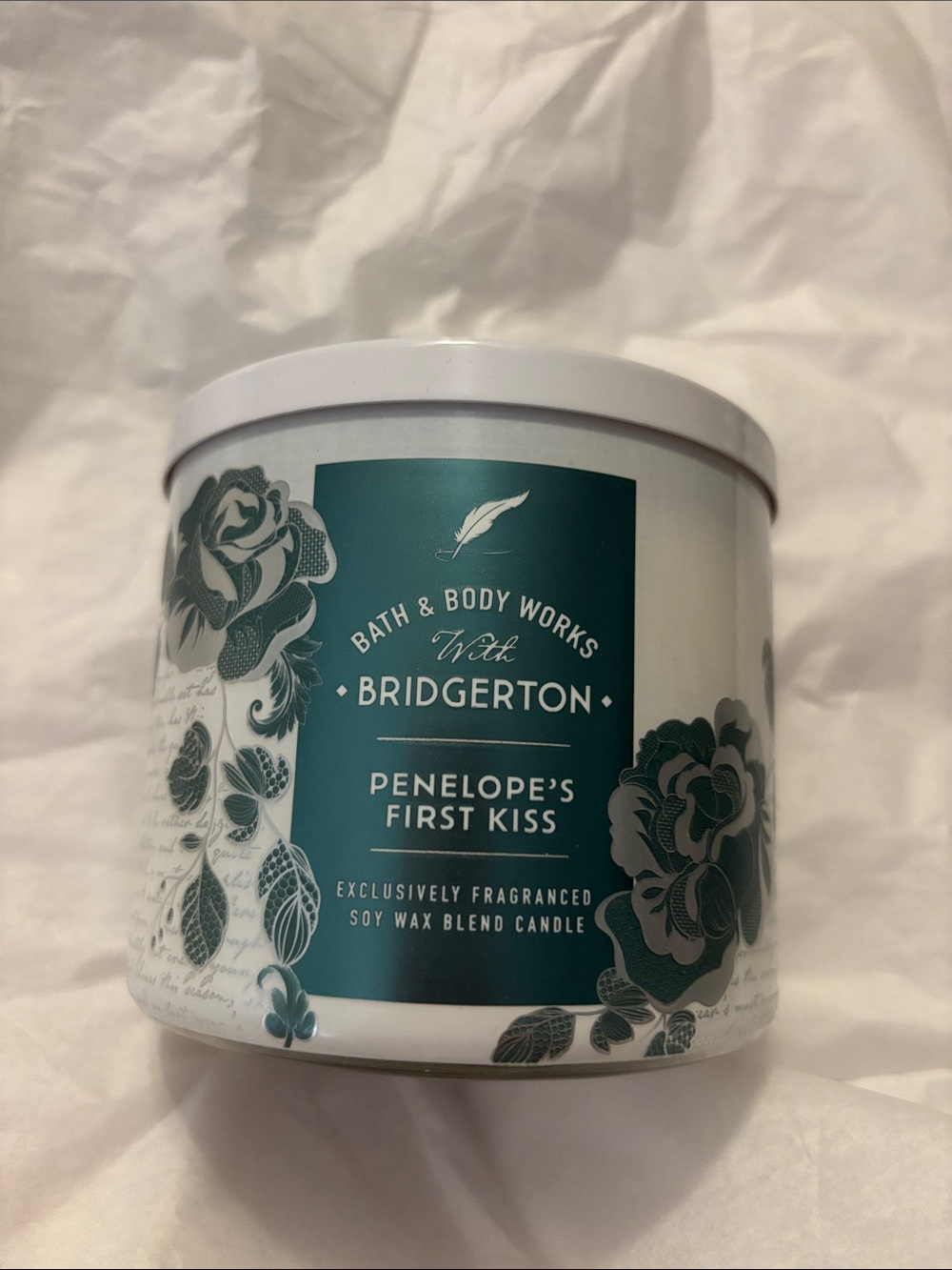 Bath & Body Works Bridgerton Penelope's First Kiss Candle - 3 wick